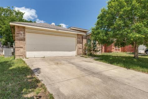 2001 Shawnee Trail Justin TX 76247