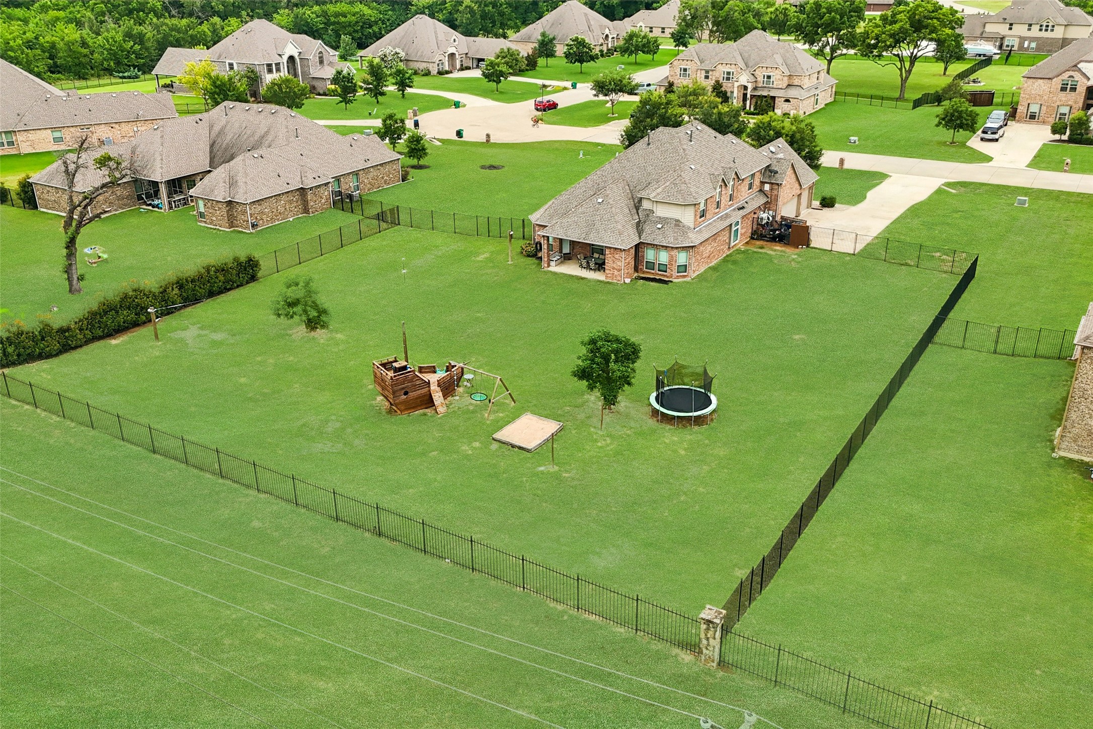 139 Las Colinas Trail Cross Roads TX 76227