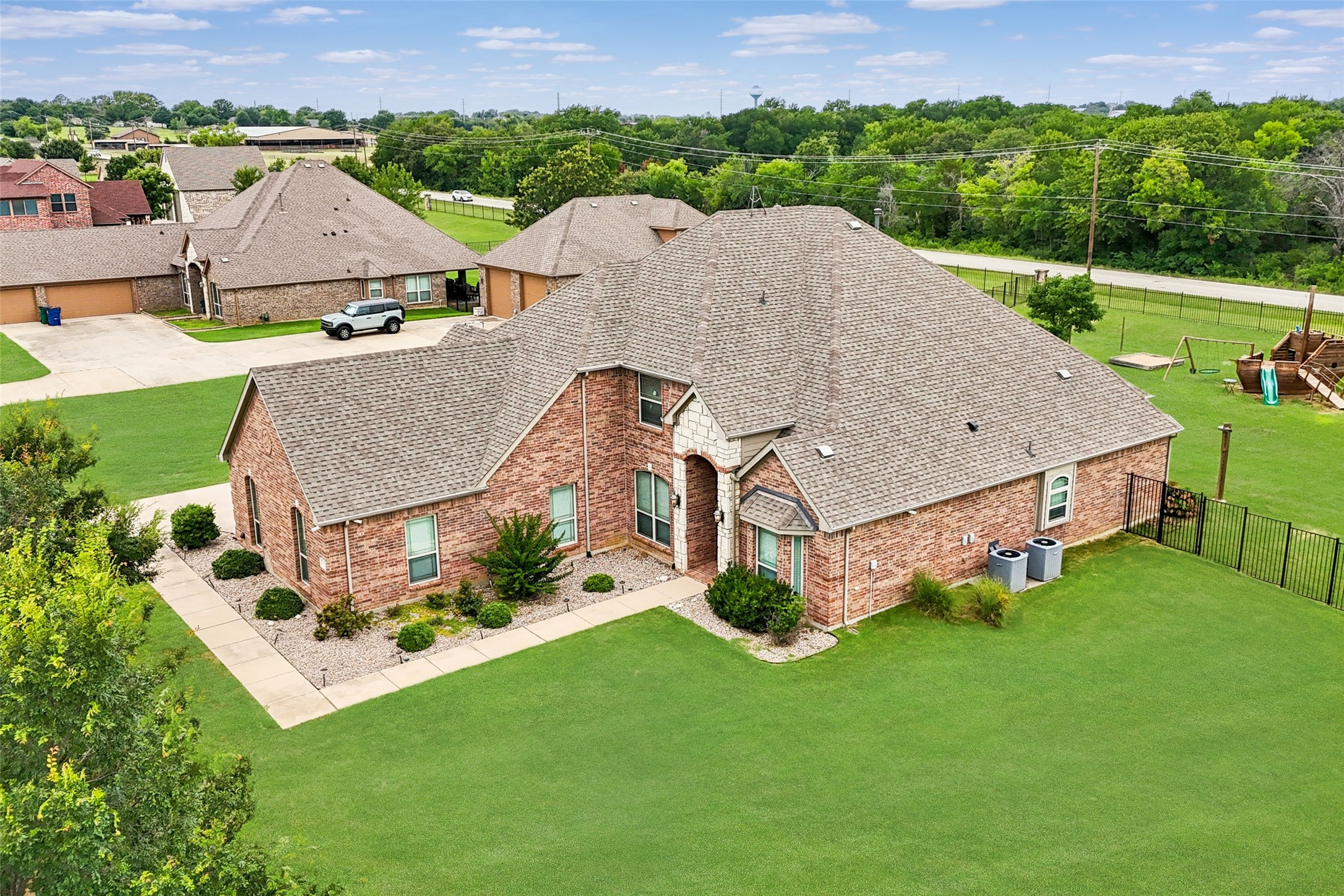 139 Las Colinas Trail Cross Roads TX 76227