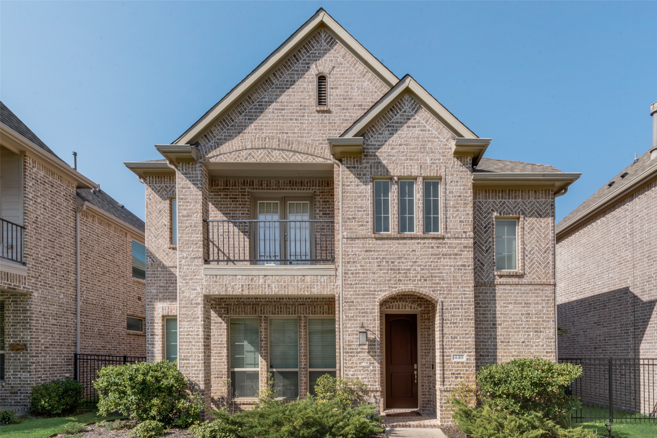 440 Renaissance Lane Irving TX 75060