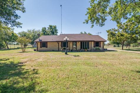 2574 Fm 2194 Farmersville TX 75442