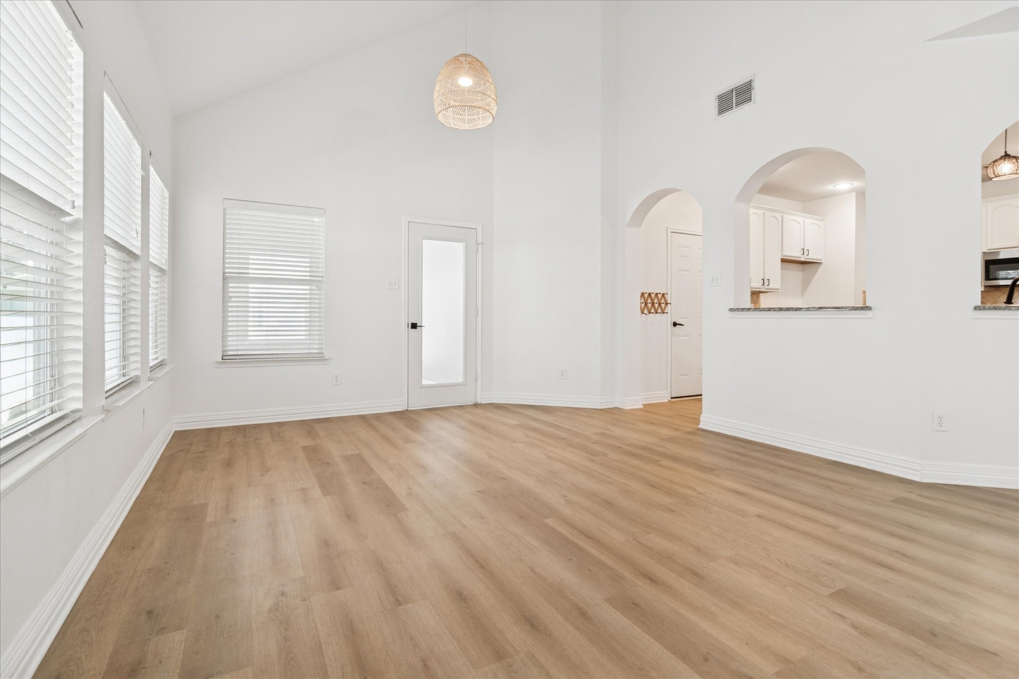1116 Charleston Lane Savannah TX 76227