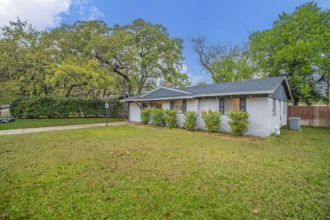 1903 Dogwood Drive Arlington TX 76012