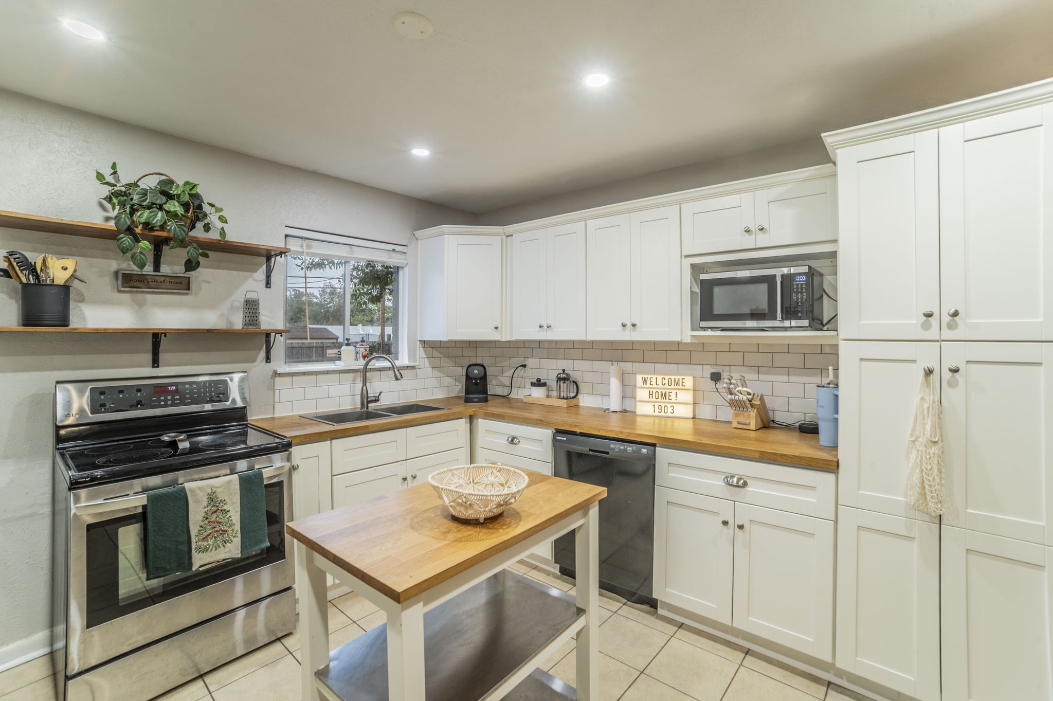 1903 Dogwood Drive Arlington TX 76012