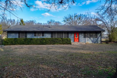 305 N Eastern Street Keene TX 76059