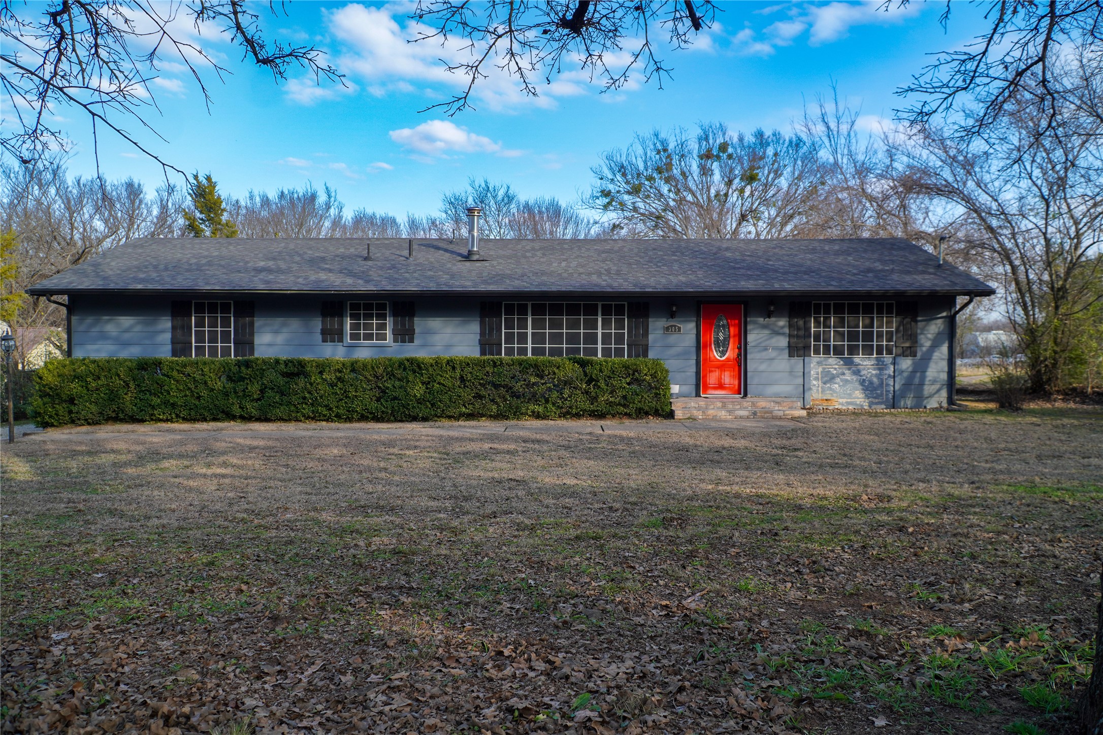 305 N Eastern Street Keene TX 76059
