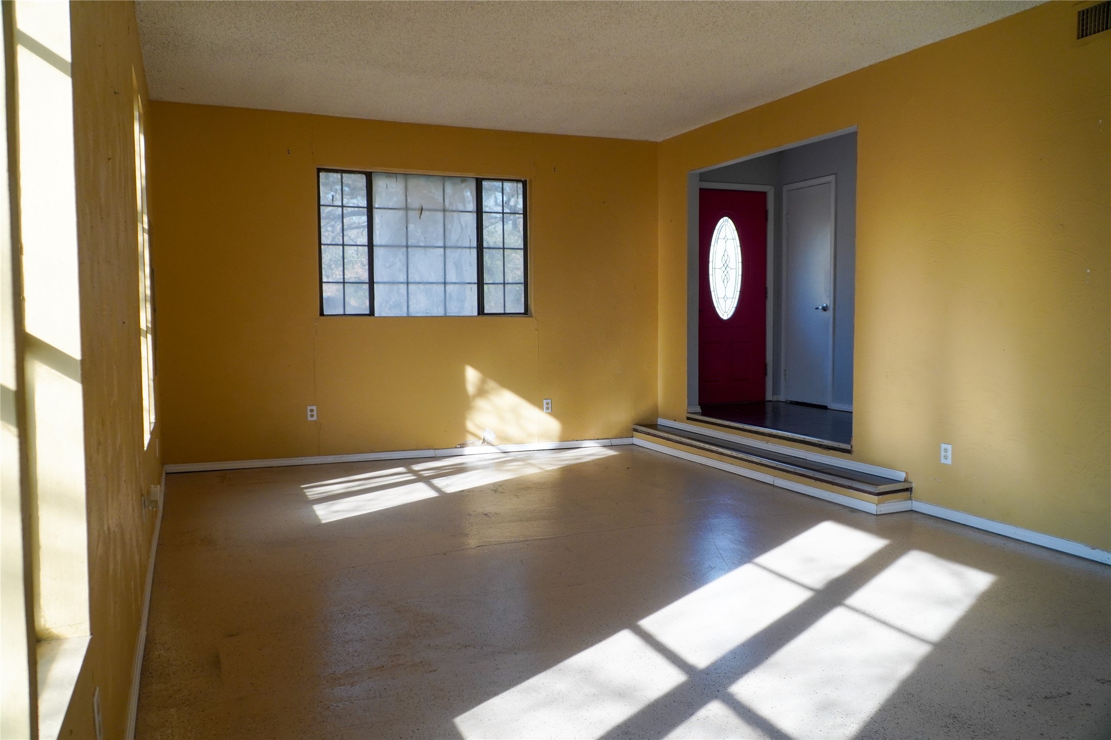 305 N Eastern Street Keene TX 76059