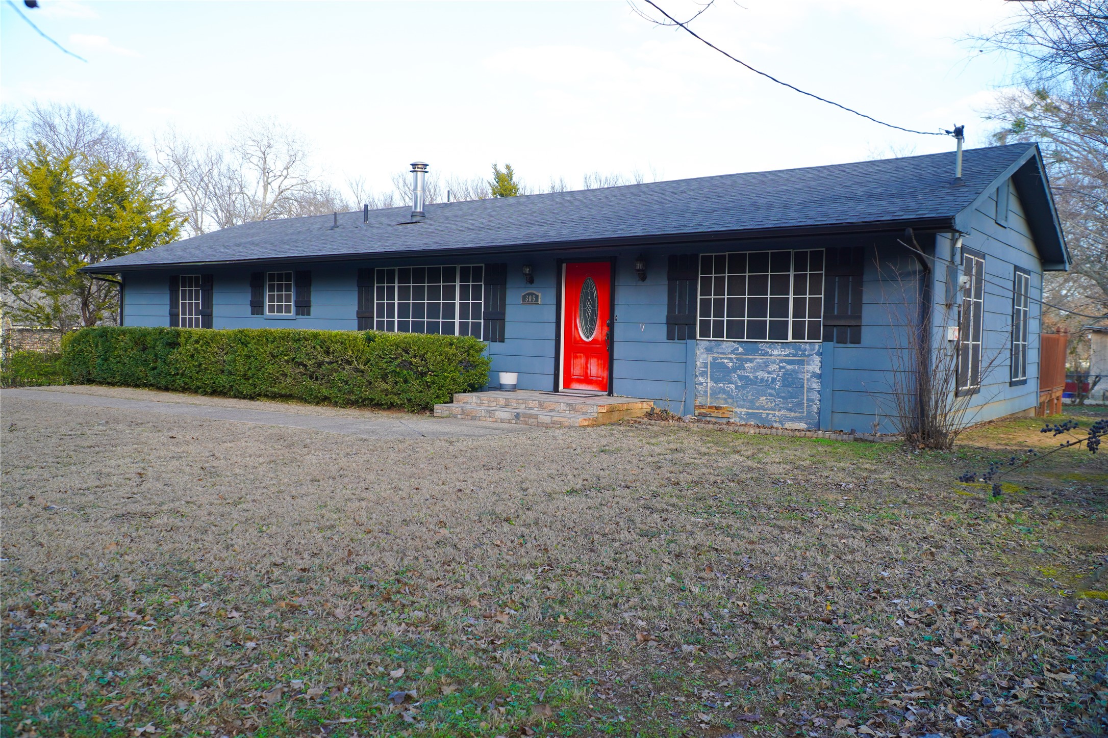 305 N Eastern Street Keene TX 76059