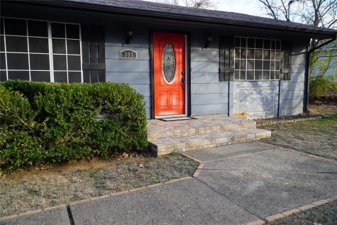 305 N Eastern Street Keene TX 76059