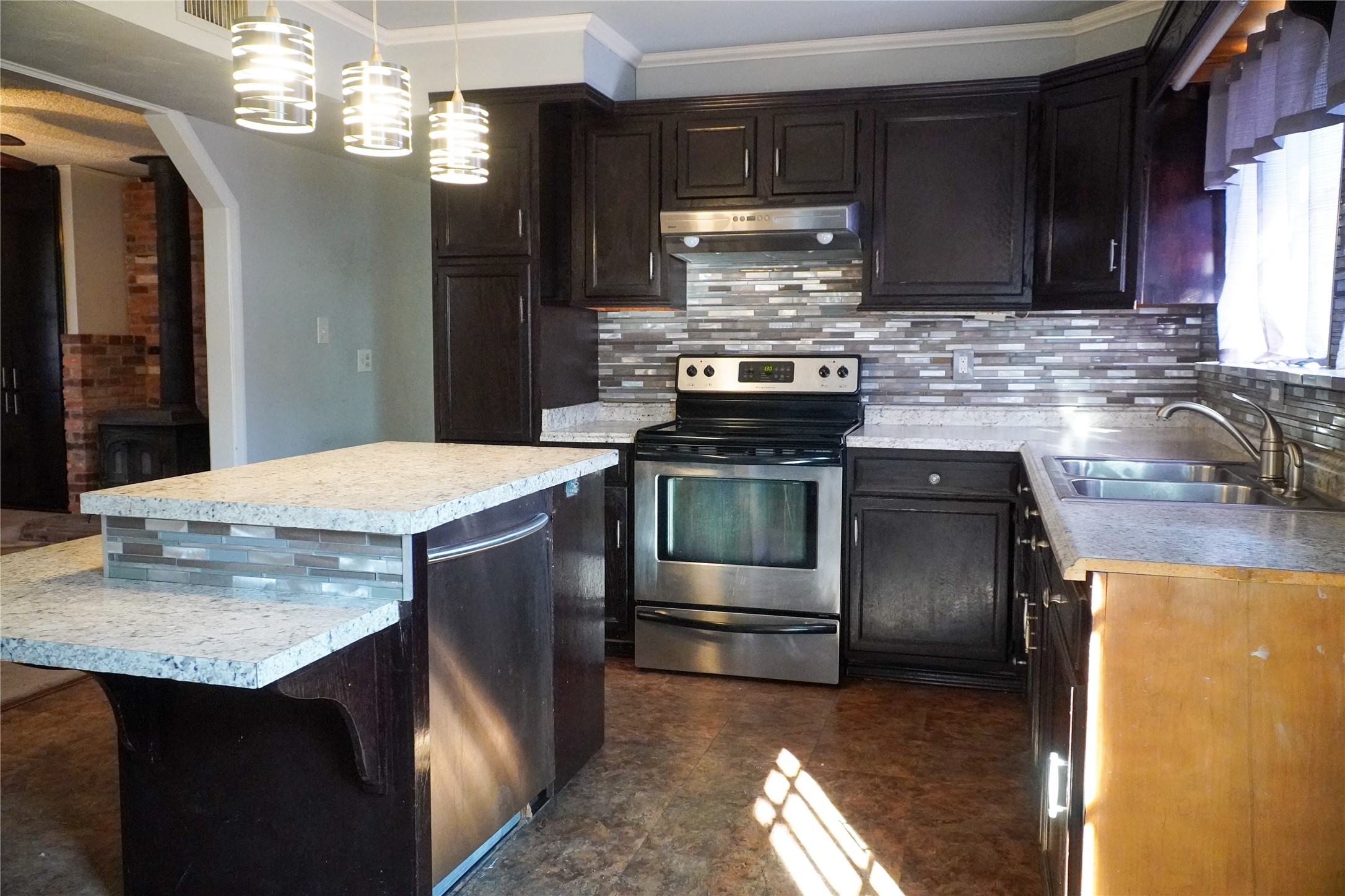 305 N Eastern Street Keene TX 76059