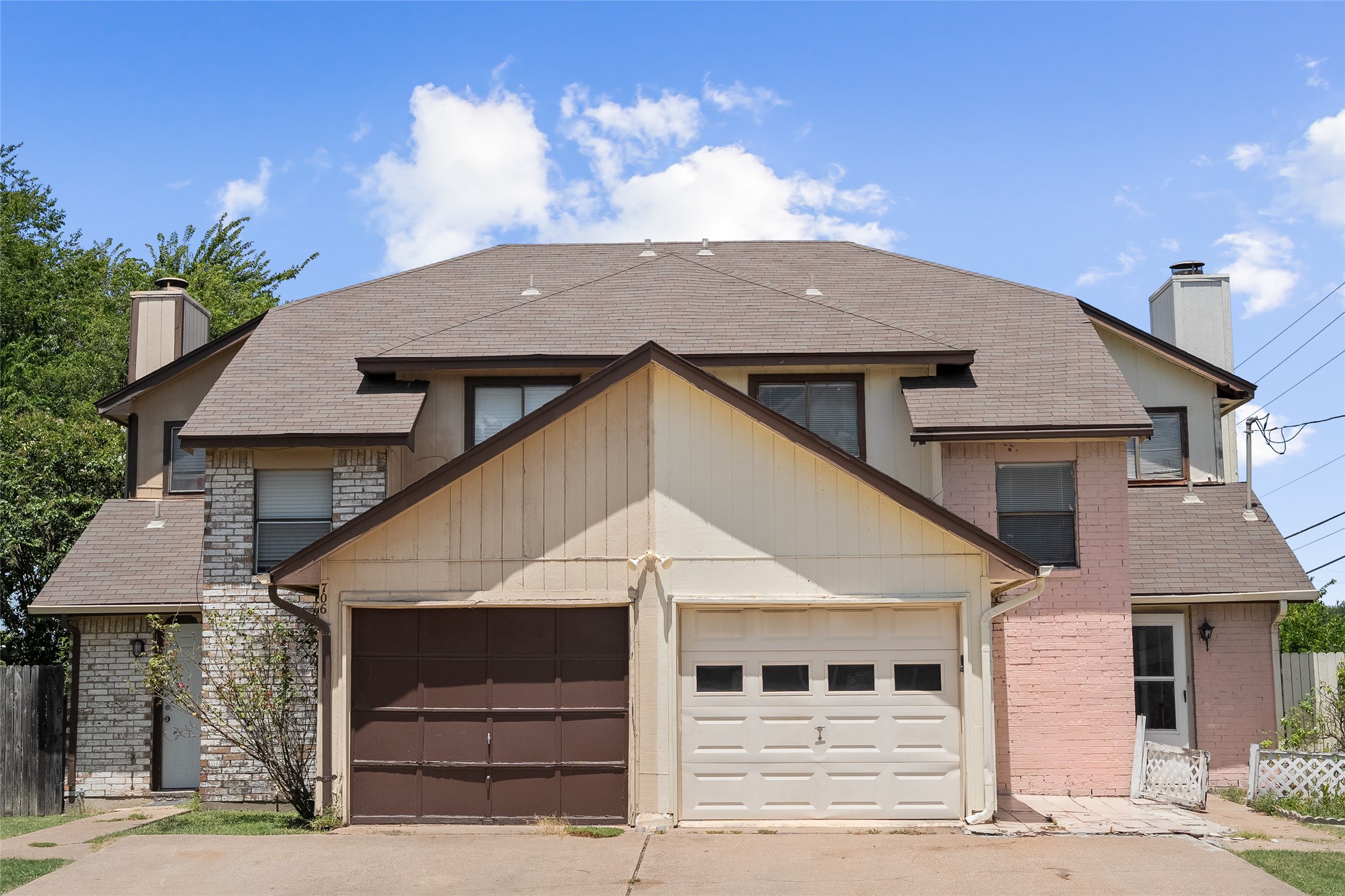 708 Victoria Drive Grand Prairie TX 75052