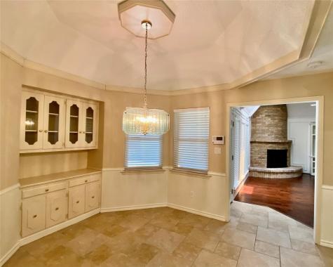 909 Hillsdale Drive Richardson TX 75081