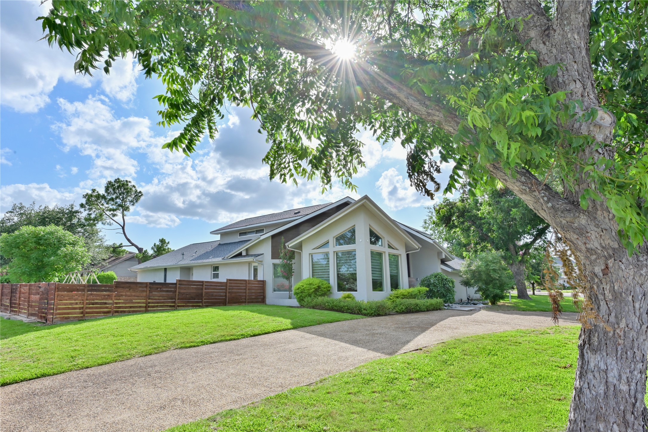 6956 Meadowbriar Lane Dallas TX 75230