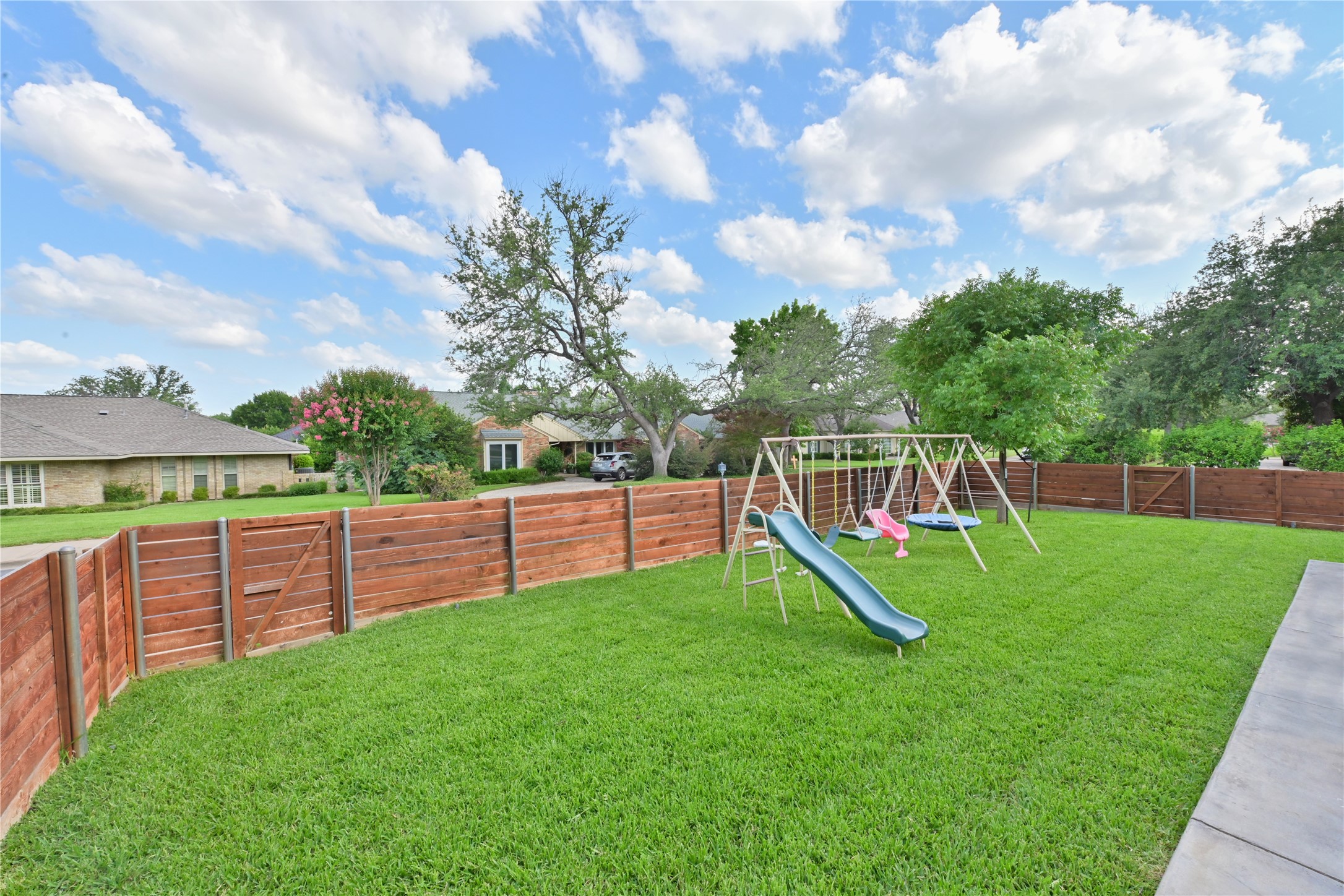 6956 Meadowbriar Lane Dallas TX 75230