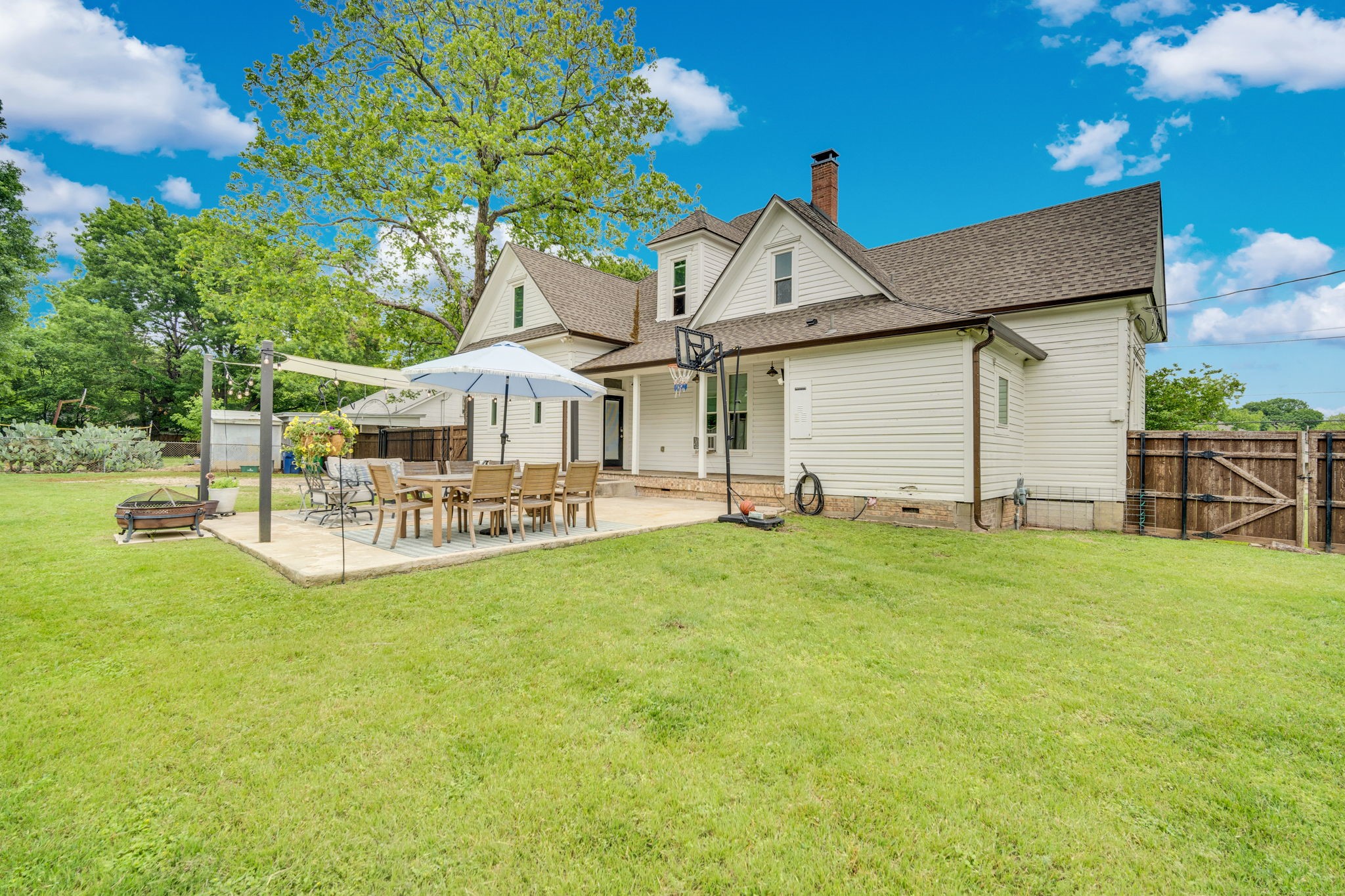 603 Highland Avenue Waxahachie TX 75165