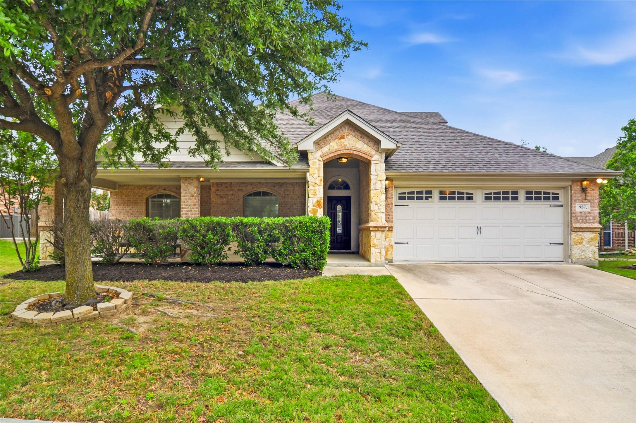 937 Yucca Court Burleson TX 76028