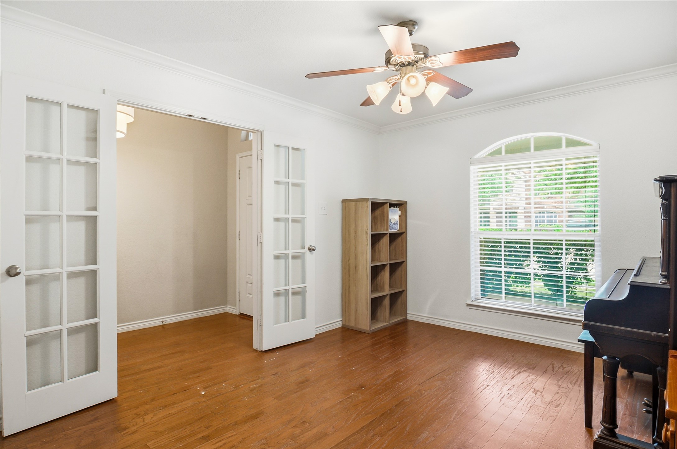 937 Yucca Court Burleson TX 76028