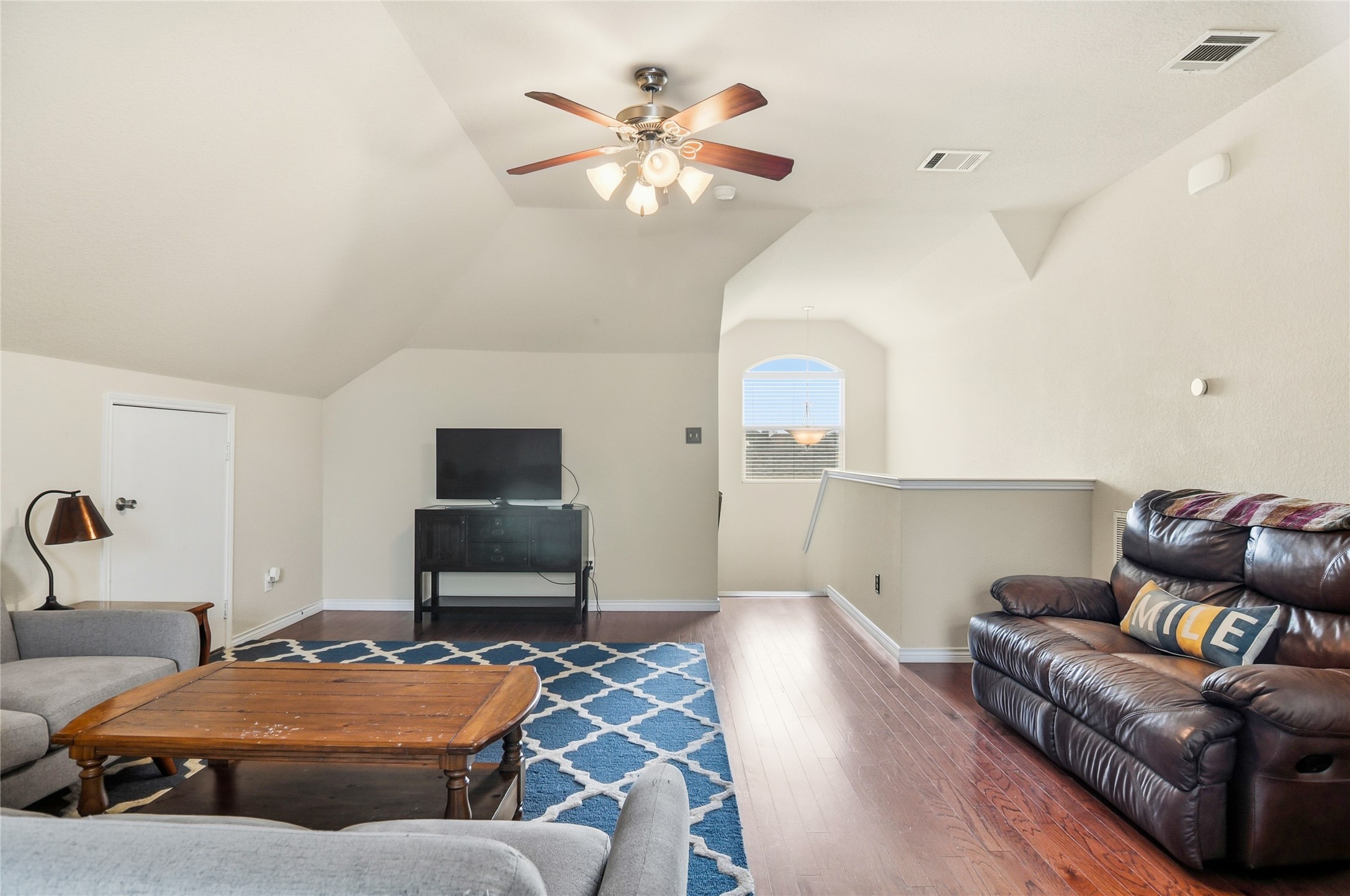 937 Yucca Court Burleson TX 76028