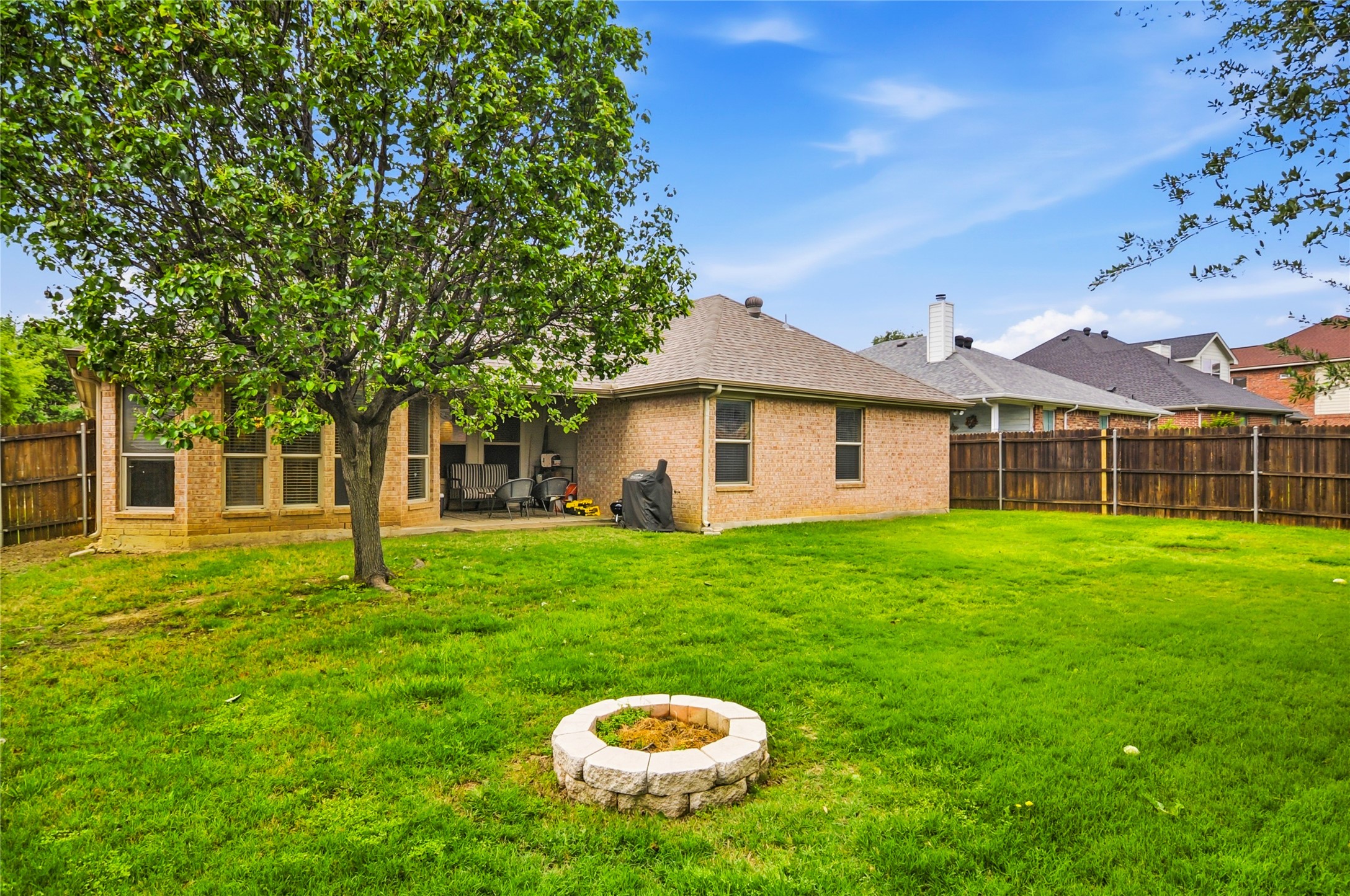 937 Yucca Court Burleson TX 76028