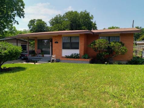 1331 Adelaide Drive Dallas TX 75216