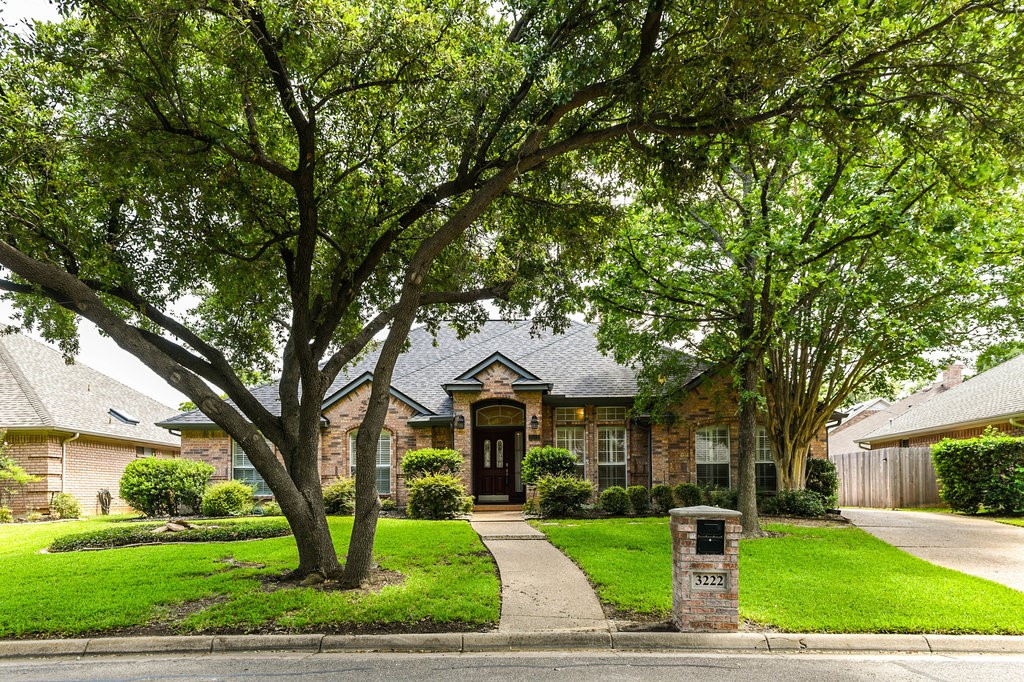 3222 Kenilworth Drive Arlington TX 76001