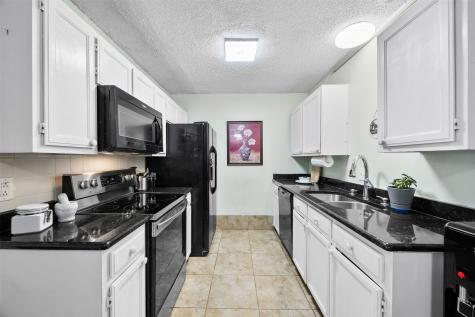 6485 Central Avenue North Richland Hills TX 76182