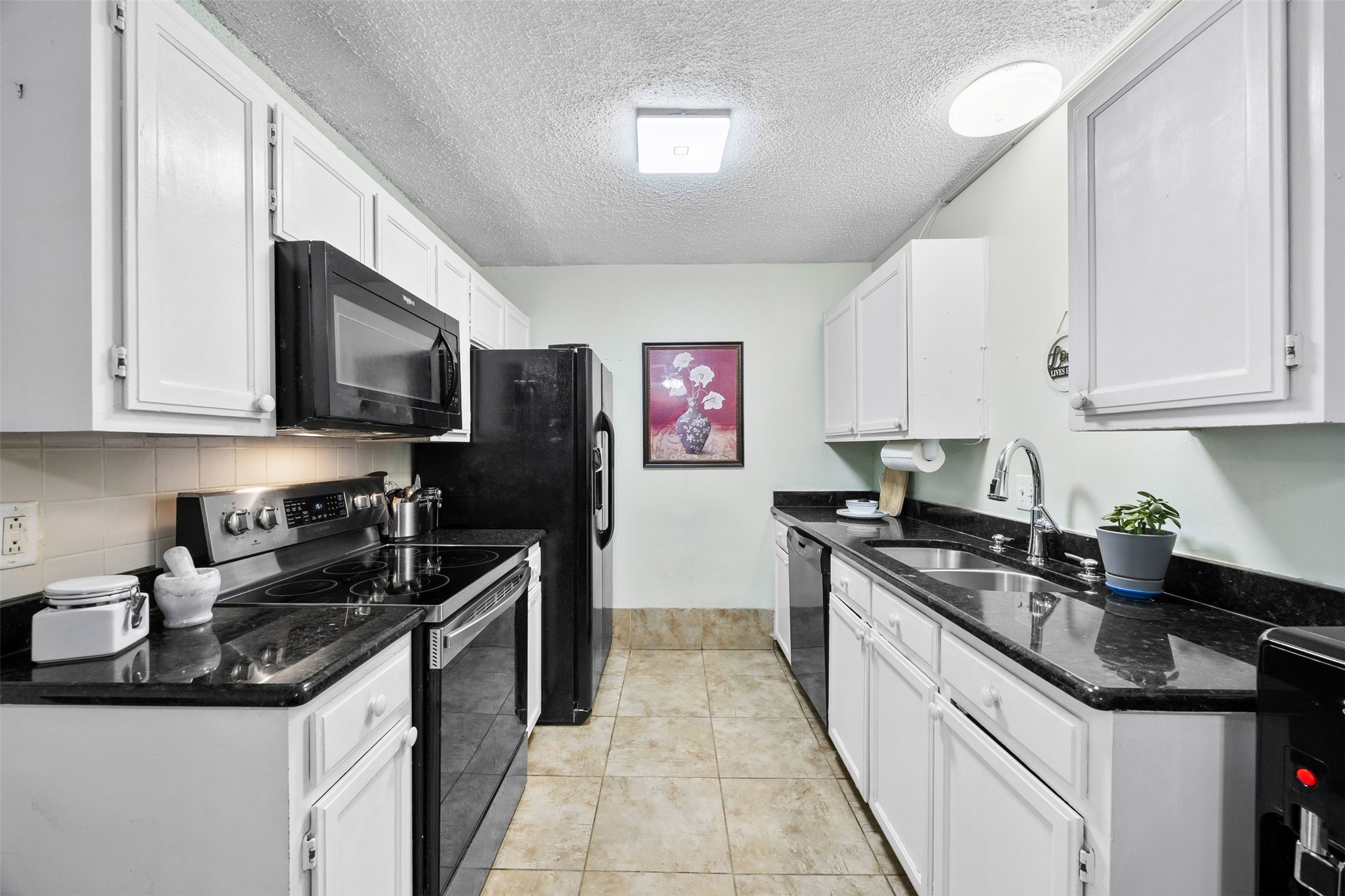 6485 Central Avenue North Richland Hills TX 76182