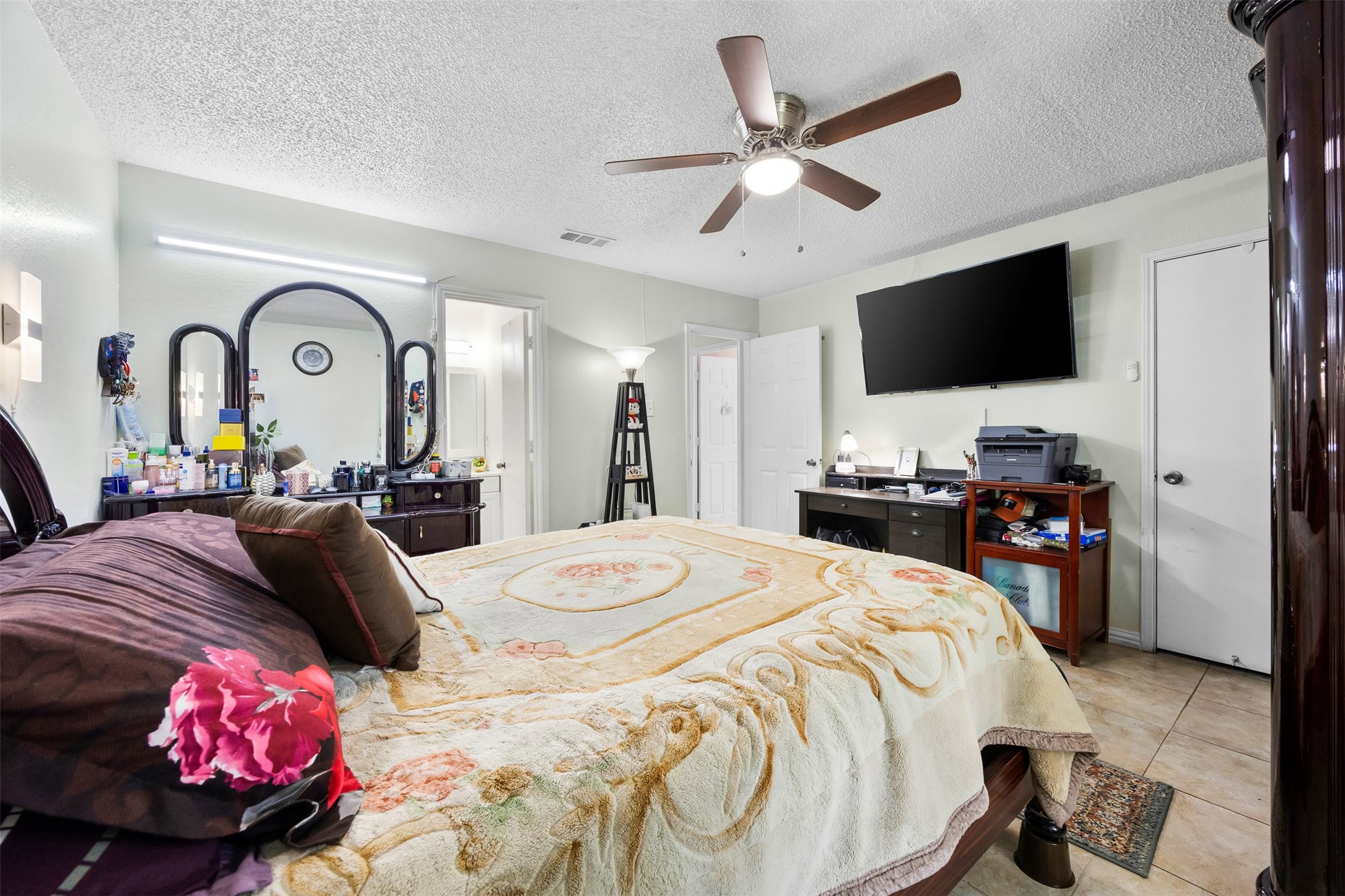 6485 Central Avenue North Richland Hills TX 76182