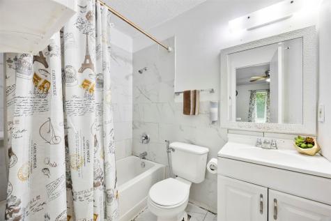 6485 Central Avenue North Richland Hills TX 76182