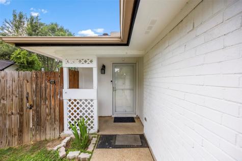 6485 Central Avenue North Richland Hills TX 76182