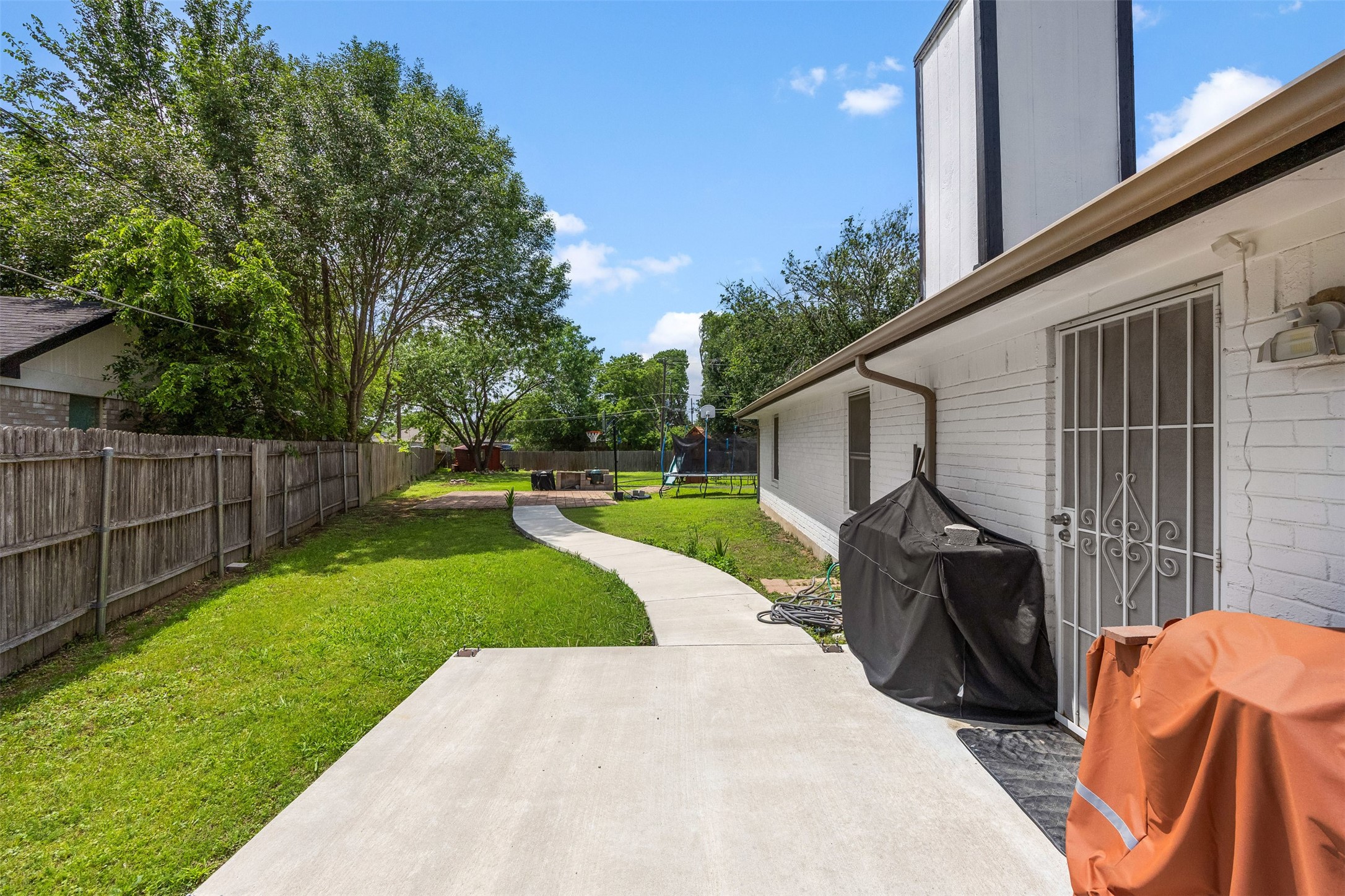 6485 Central Avenue North Richland Hills TX 76182