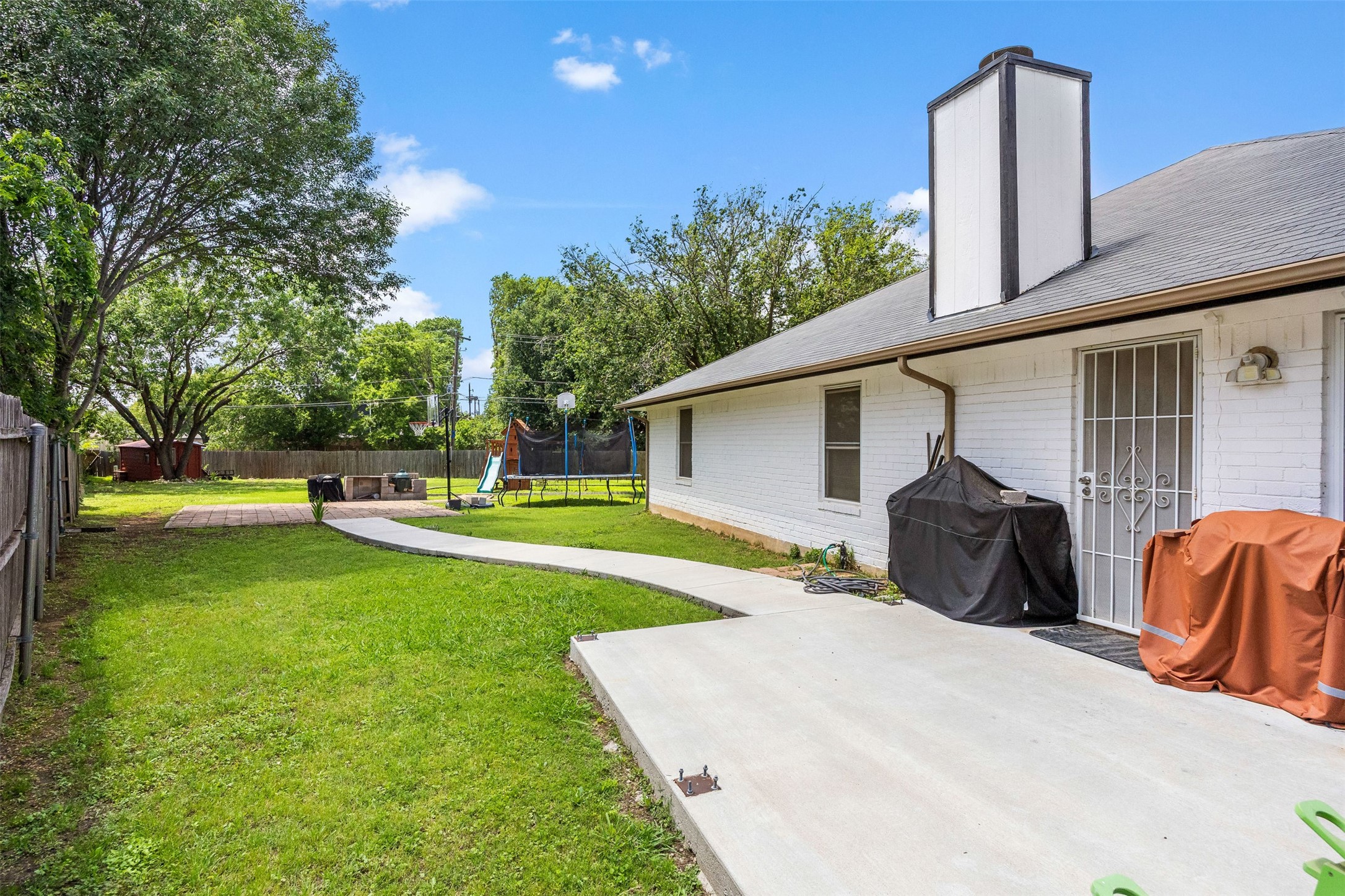 6485 Central Avenue North Richland Hills TX 76182