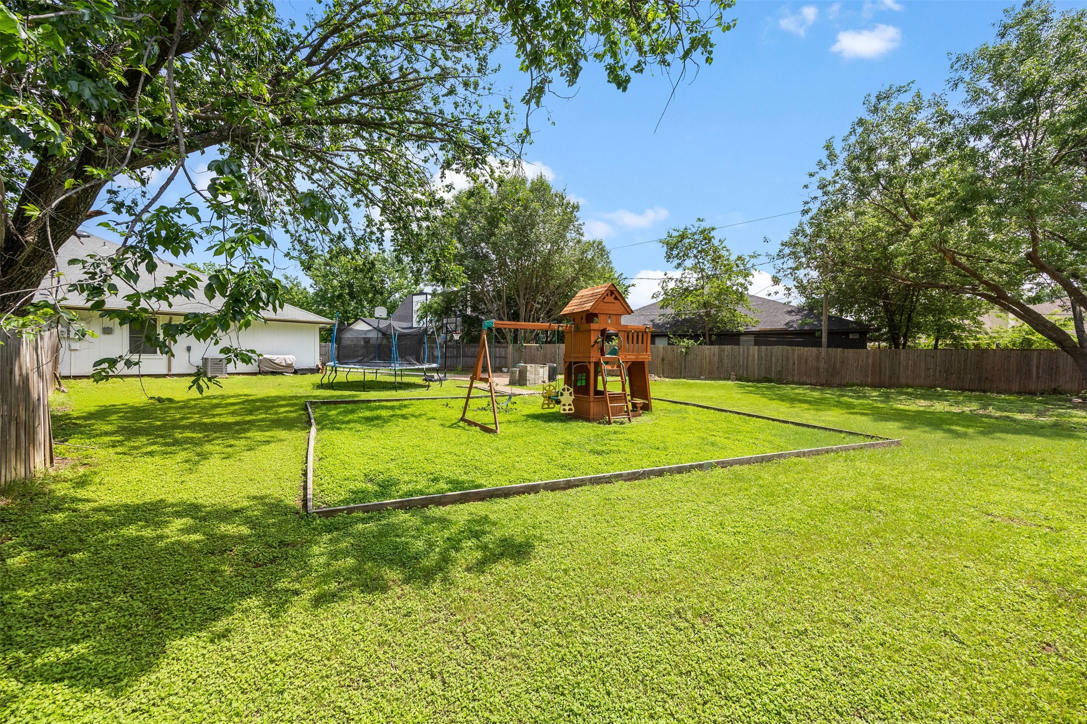 6485 Central Avenue North Richland Hills TX 76182