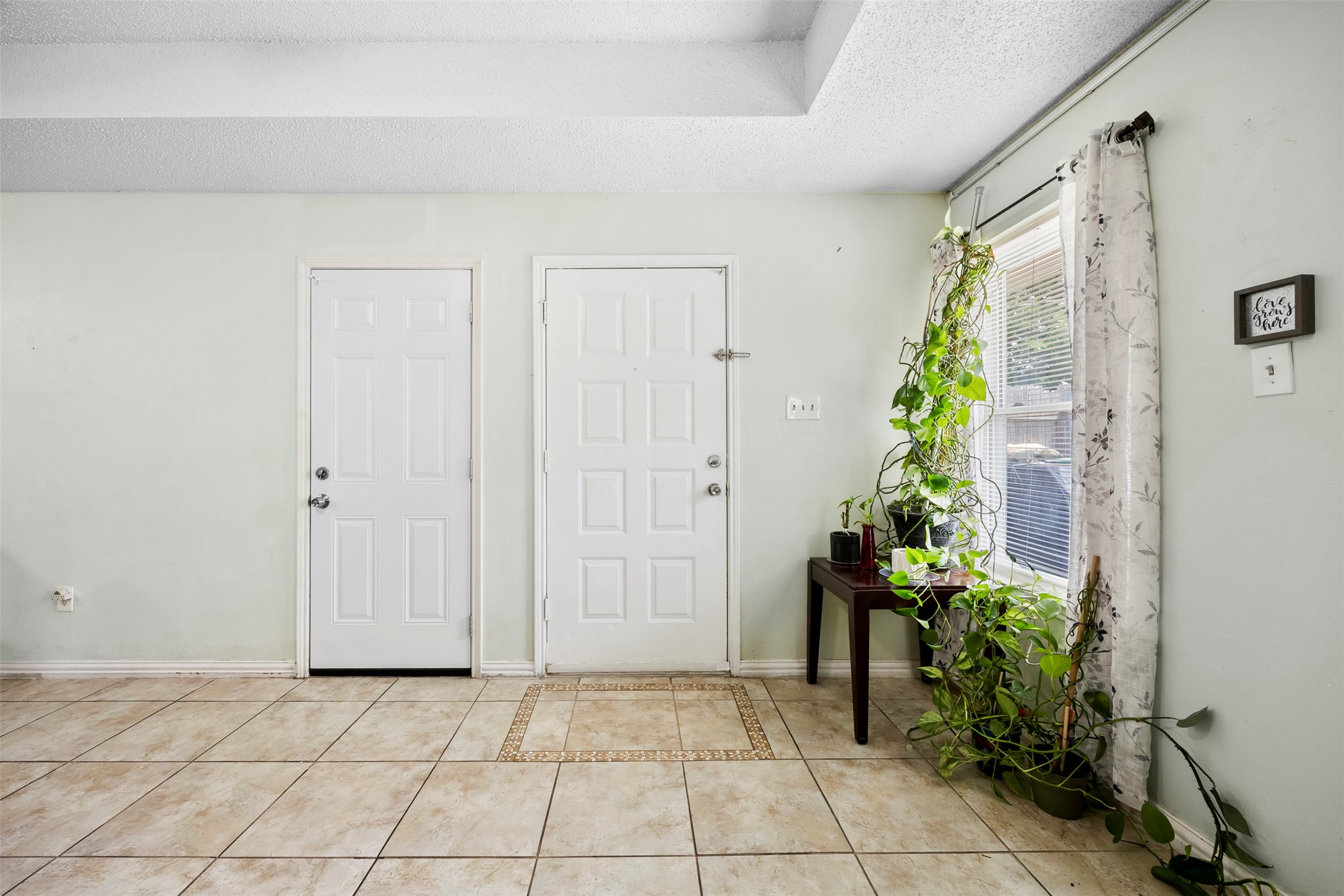 6485 Central Avenue North Richland Hills TX 76182
