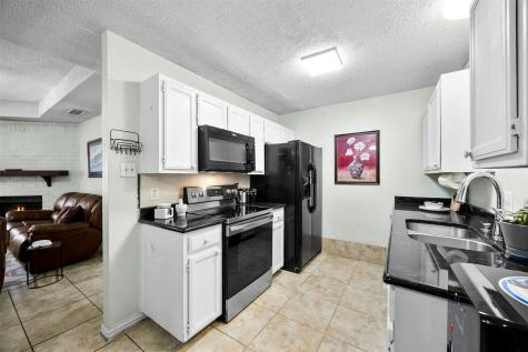 6485 Central Avenue North Richland Hills TX 76182