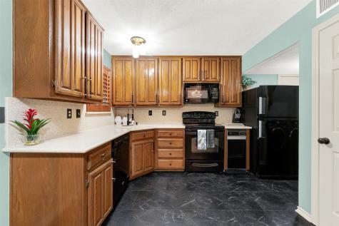 100 Saint Emelion Court Irving TX 75038