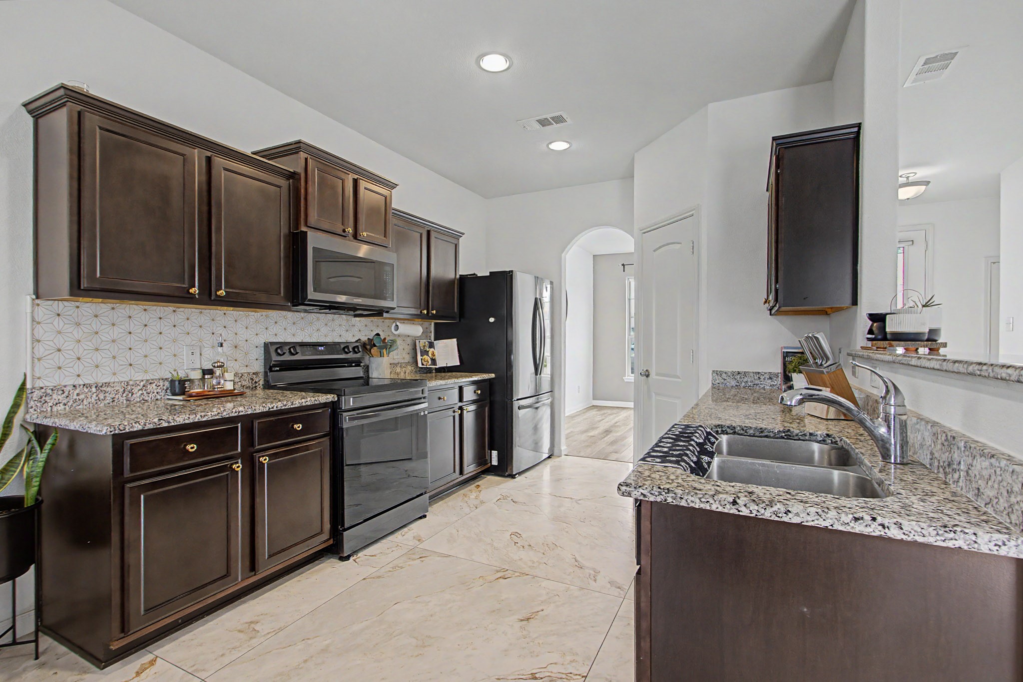 5021 Beaver Creek Avenue Denton TX 76207