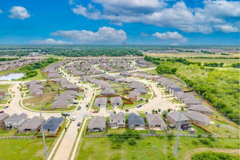 5021 Beaver Creek Avenue Denton TX 76207