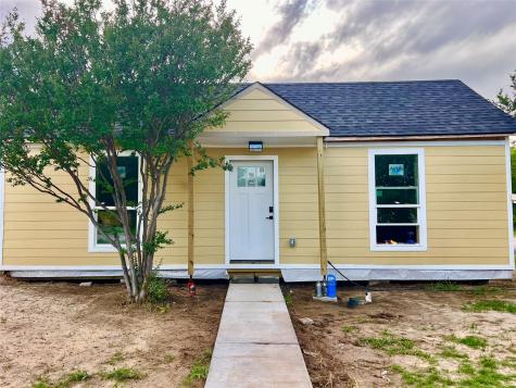 501 S Madera Street Eastland TX 76448
