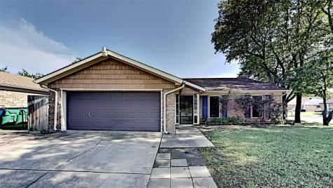 6624 Fair Oaks Drive Watauga TX 76148