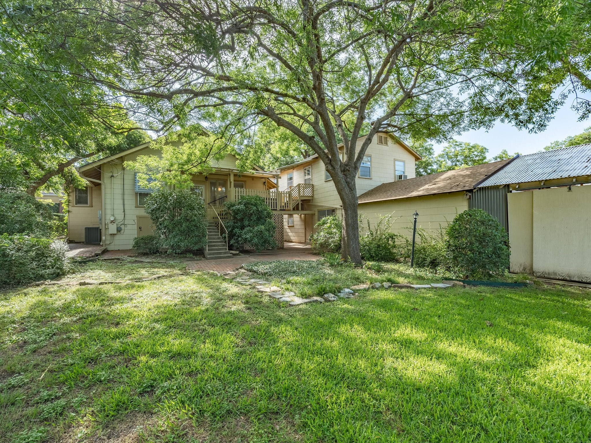 2616 College Avenue Fort Worth TX 76110