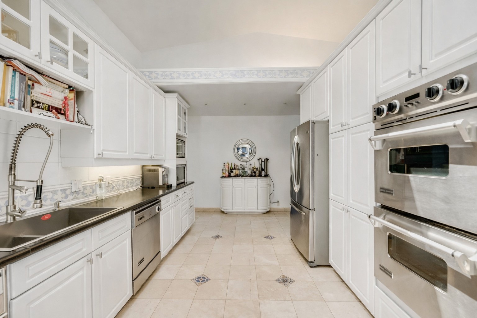 4330 Rawlins Street Dallas TX 75219