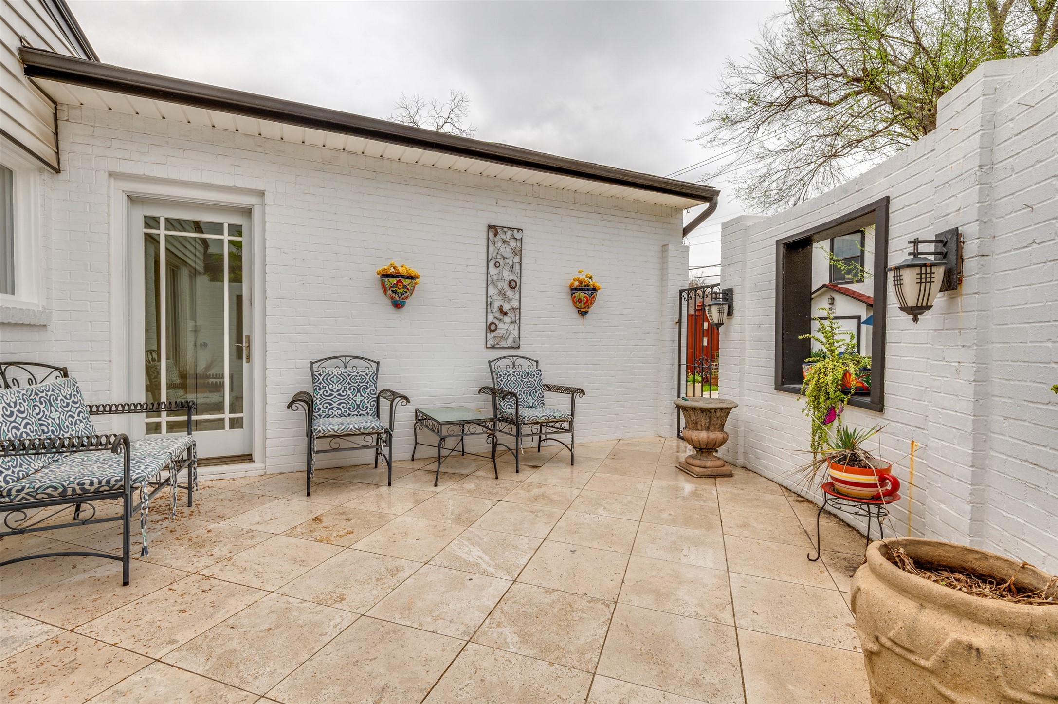 4330 Rawlins Street Dallas TX 75219