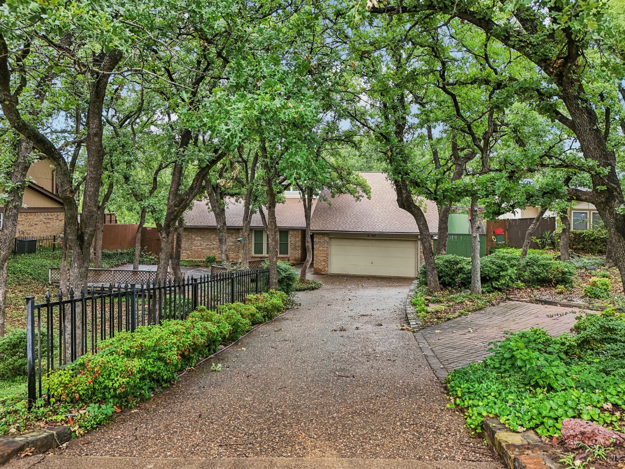 5907 Mountainwood Drive Arlington TX 76016