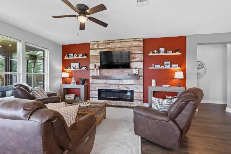 2601 Wesley Avenue Aubrey TX 76227