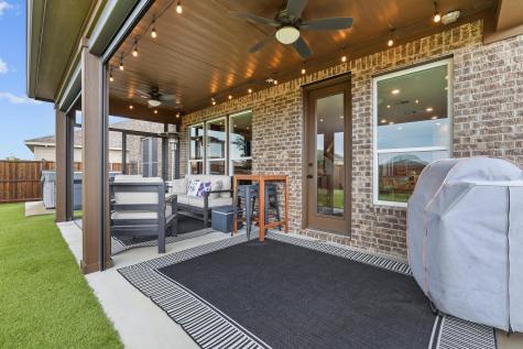 2601 Wesley Avenue Aubrey TX 76227