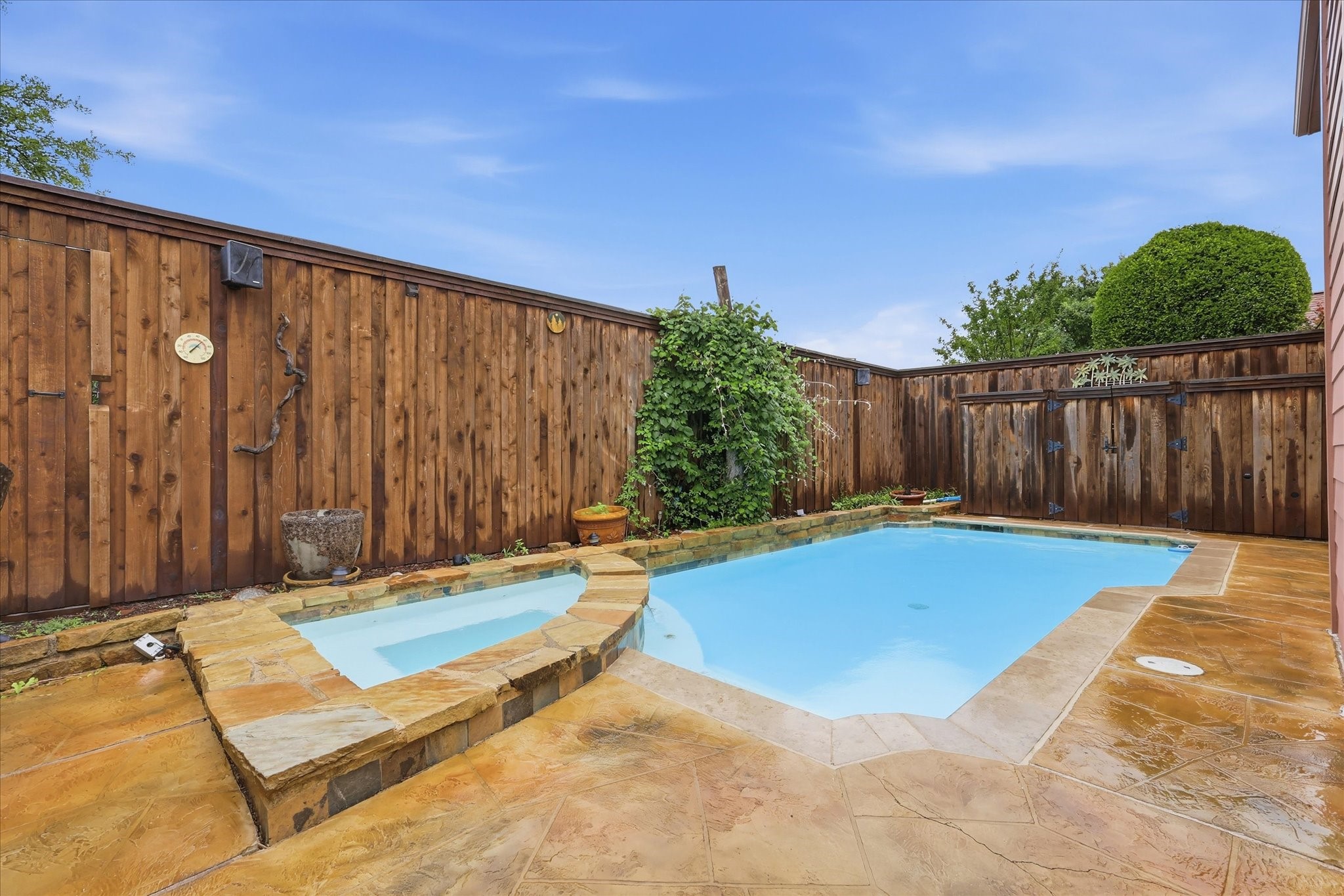 5101 Hearthcrest Drive Garland TX 75044