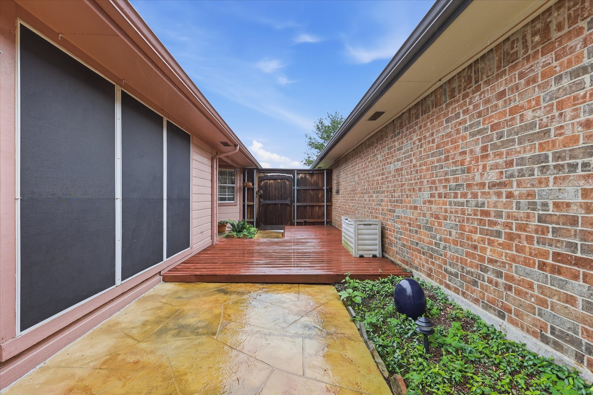 5101 Hearthcrest Drive Garland TX 75044
