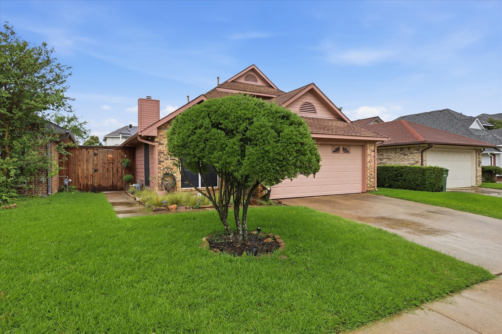 5101 Hearthcrest Drive Garland TX 75044