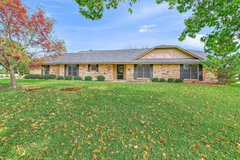 1907 Carriage Estates Road Sherman TX 75092